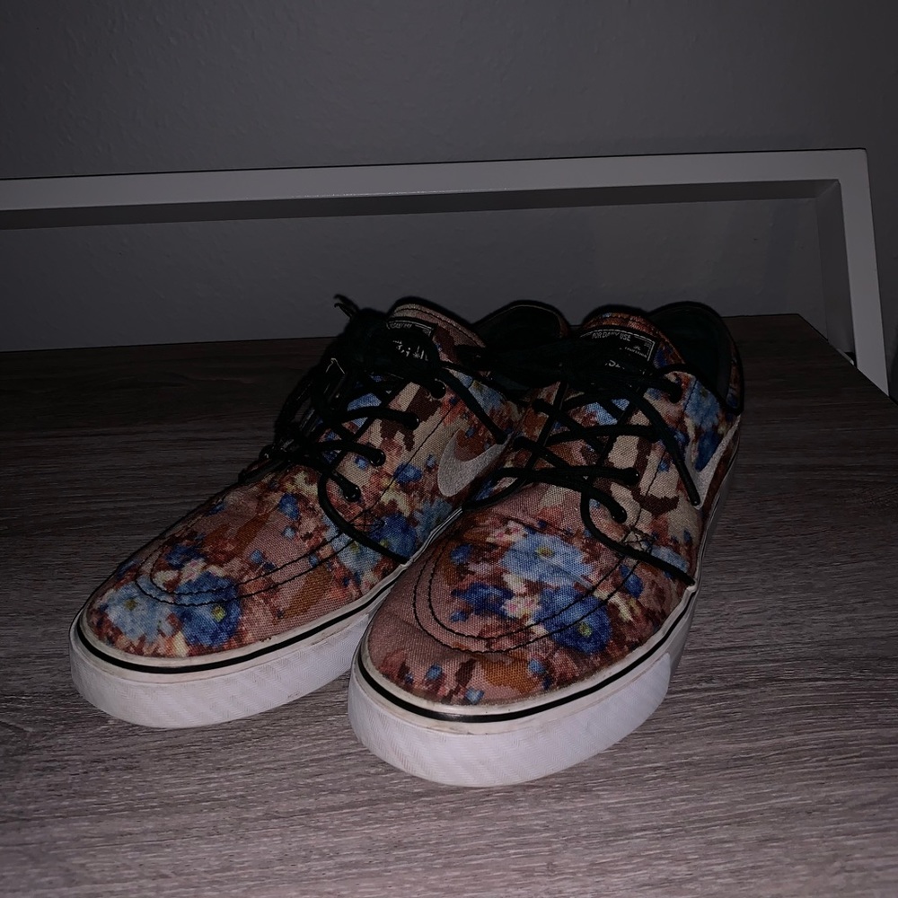 Nike janoski zoom air floral